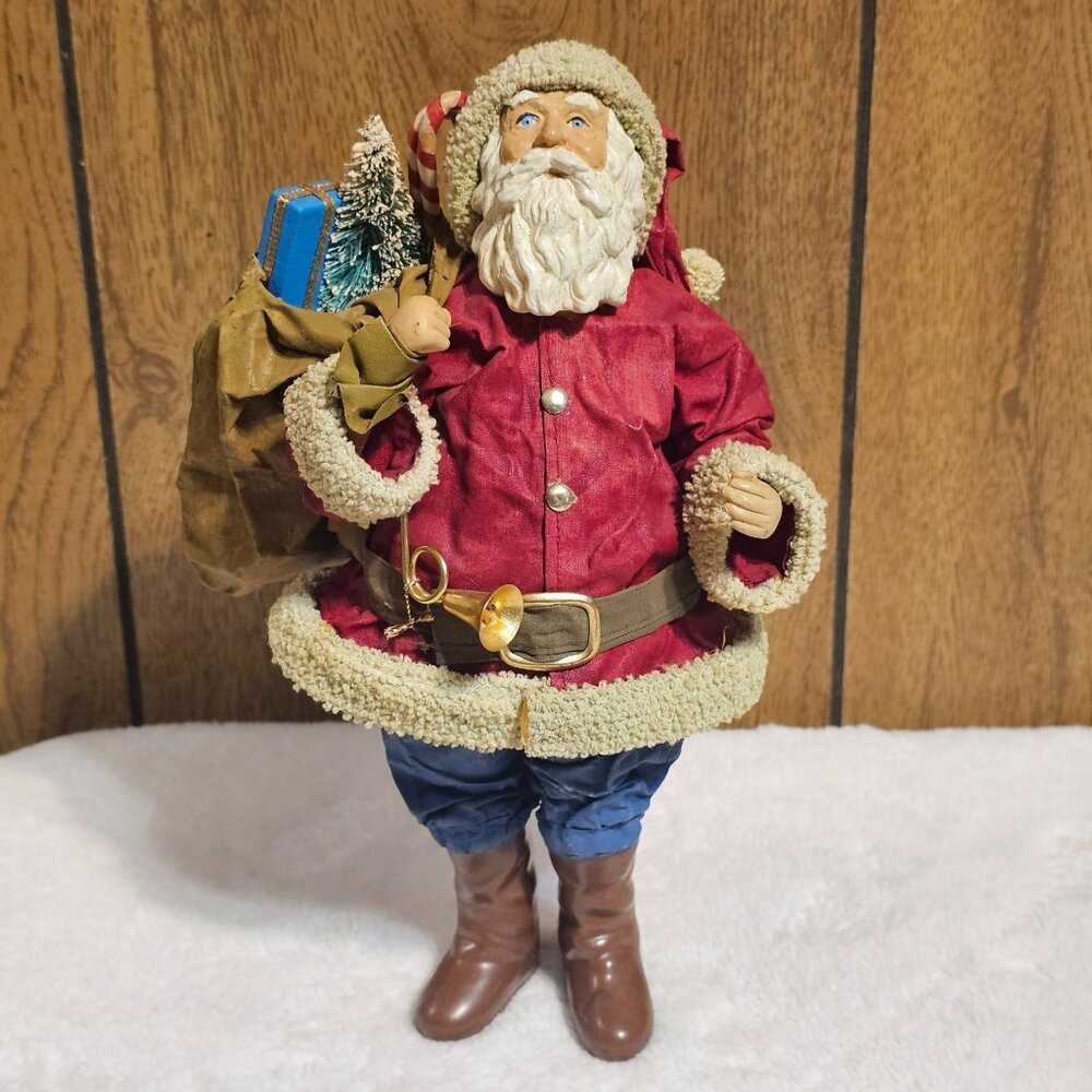 Vtg Midwest Clothtique and Ceramic Santa Figurine With Horn and Gift Sack READ